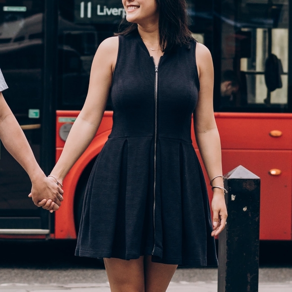 Club monaco dress zipper back - Picture 2 of 7